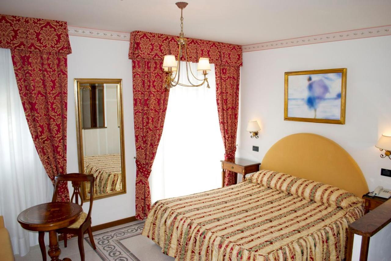Hotel Miramare Lignano Sabbiadoro Eksteriør bilde