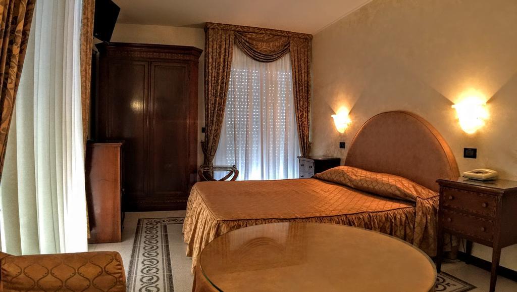 Hotel Miramare Lignano Sabbiadoro Eksteriør bilde