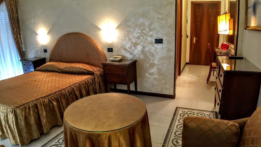 Hotel Miramare Lignano Sabbiadoro Eksteriør bilde