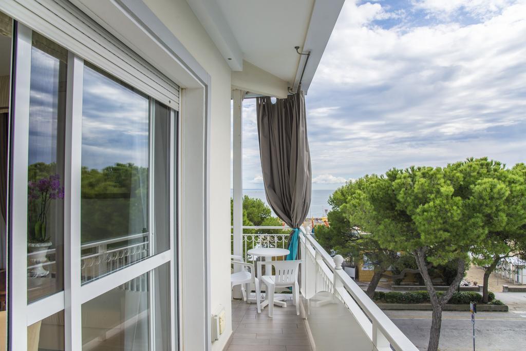 Hotel Miramare Lignano Sabbiadoro Eksteriør bilde