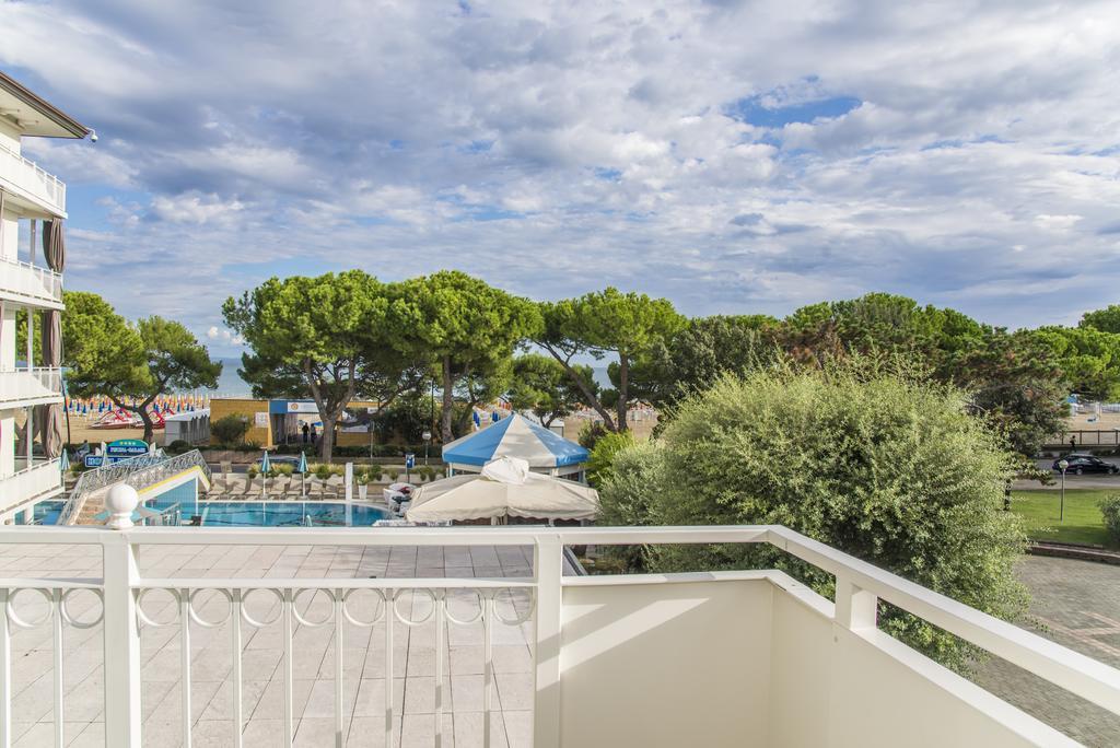 Hotel Miramare Lignano Sabbiadoro Eksteriør bilde